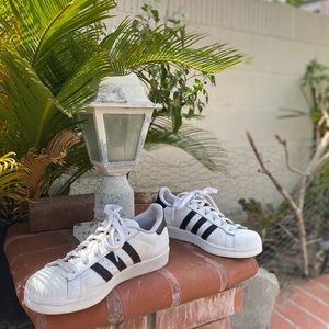 Adidas originals superstars